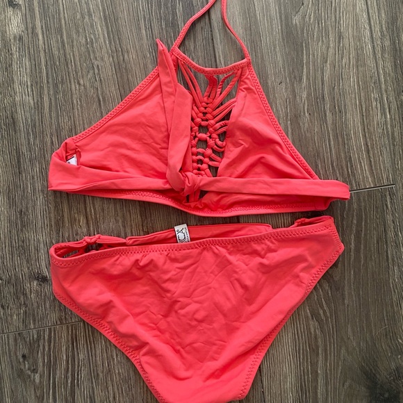 Becca coral Swimsuit - Picture 4 of 4